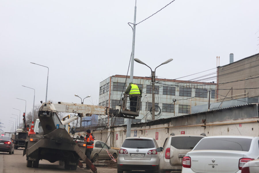 установка уличного освещения