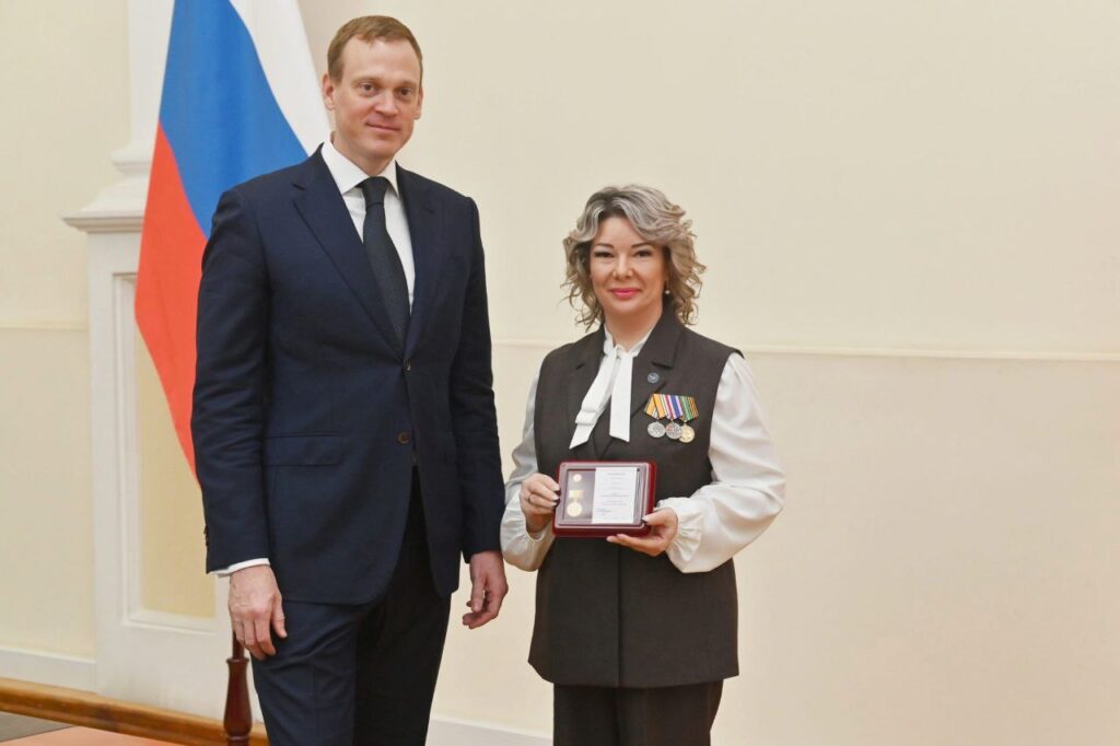 Награждение добровольцев