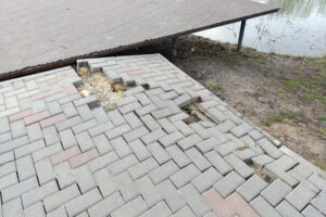 плитка отлетает